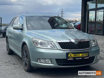 Шкода Октавія 2013 у Чернівцях на Automoto.ua Сірий Шкода Октавія, об'ємом двигуна 1.6 л та пробігом 201 тис. км за 8600 $, фото 1 на Automoto.ua