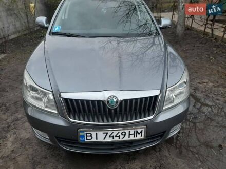Шкода Октавия 2013 в Миргороде на Automoto.ua Серый Шкода Октавия, объемом двигателя 1.6 л и пробегом 156 тыс. км за 10600 $, фото 1 на Automoto.ua
