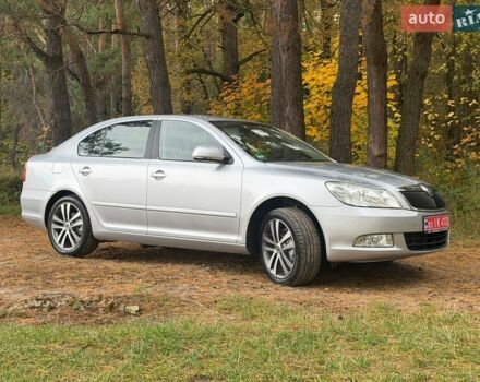 Серый Шкода Октавия, объемом двигателя 1.8 л и пробегом 168 тыс. км за 8800 $, фото 1 на Automoto.ua