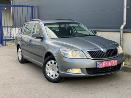 Серый Шкода Октавия, объемом двигателя 1.6 л и пробегом 198 тыс. км за 8500 $, фото 1 на Automoto.ua