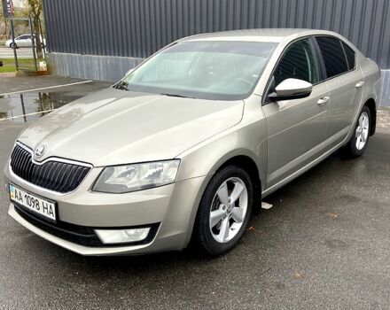 Серый Шкода Октавия, объемом двигателя 1.8 л и пробегом 216 тыс. км за 9900 $, фото 1 на Automoto.ua