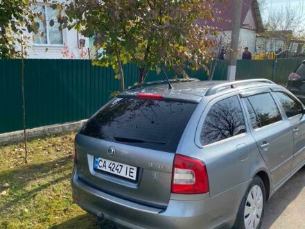 Серый Шкода Октавия, объемом двигателя 1.6 л и пробегом 237 тыс. км за 9600 $, фото 1 на Automoto.ua