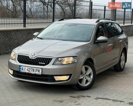 Серый Шкода Октавия, объемом двигателя 1.6 л и пробегом 300 тыс. км за 10800 $, фото 1 на Automoto.ua