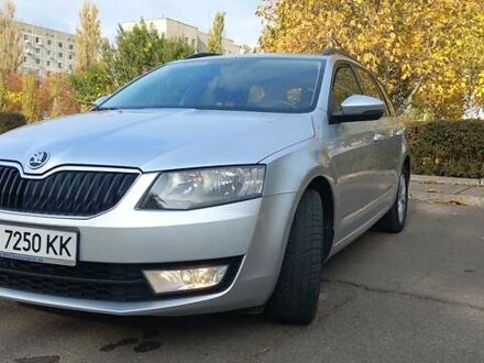 Шкода Октавия 2014 в Южноукраинске на Automoto.ua Серый Шкода Октавия, объемом двигателя 1.6 л и пробегом 256 тыс. км за 11000 $, фото 1 на Automoto.ua