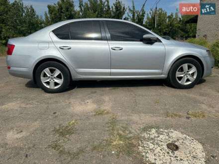 Шкода Октавия 2014 в Киеве на Automoto.ua Серый Шкода Октавия, объемом двигателя 1.4 л и пробегом 290 тыс. км за 10000 $, фото 1 на Automoto.ua