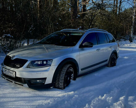 Серый Шкода Октавия, объемом двигателя 2 л и пробегом 267 тыс. км за 13700 $, фото 1 на Automoto.ua