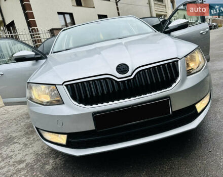 Шкода Октавия 2015 в Тячеве на Automoto.ua Серый Шкода Октавия, объемом двигателя 2 л и пробегом 196 тыс. км за 11900 $, фото 1 на Automoto.ua