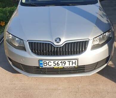 Сірий Шкода Октавія, об'ємом двигуна 1.6 л та пробігом 295 тис. км за 8800 $, фото 1 на Automoto.ua