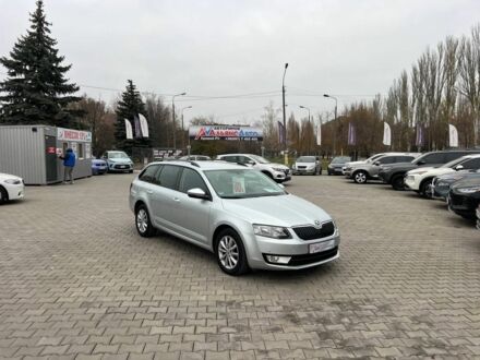 Серый Шкода Октавия, объемом двигателя 2 л и пробегом 239 тыс. км за 12500 $, фото 1 на Automoto.ua