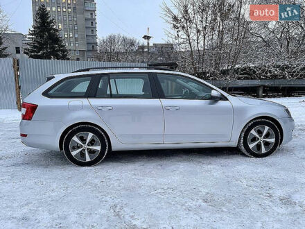 Шкода Октавия 2016 в Ровно на Automoto.ua Серый Шкода Октавия, объемом двигателя 1.6 л и пробегом 255 тыс. км за 11600 $, фото 1 на Automoto.ua