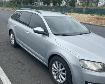 Серый Шкода Октавия, объемом двигателя 1.6 л и пробегом 300 тыс. км за 11990 $, фото 1 на Automoto.ua