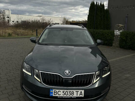 Шкода Октавія 2017 у Стрые на Automoto.ua Сірий Шкода Октавія, об'ємом двигуна 1.97 л та пробігом 258 тис. км за 15800 $, фото 1 на Automoto.ua