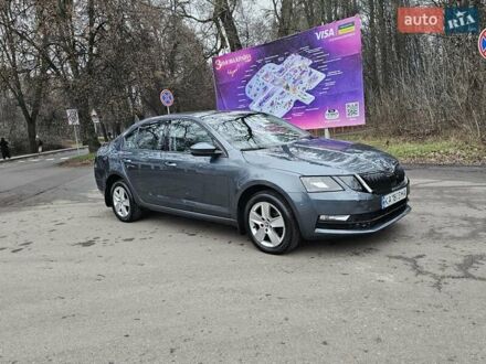 Сірий Шкода Октавія, об'ємом двигуна 1.8 л та пробігом 130 тис. км за 6500 $, фото 1 на Automoto.ua