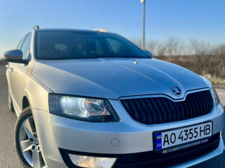 Шкода Октавия 2017 в Мукачеве на Automoto.ua Серый Шкода Октавия, объемом двигателя 1.6 л и пробегом 305 тыс. км за 10750 $, фото 1 на Automoto.ua