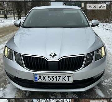 Шкода Октавия 2017 в Бурыне на Automoto.ua Серый Шкода Октавия, объемом двигателя 1.4 л и пробегом 268 тыс. км за 12000 $, фото 1 на Automoto.ua