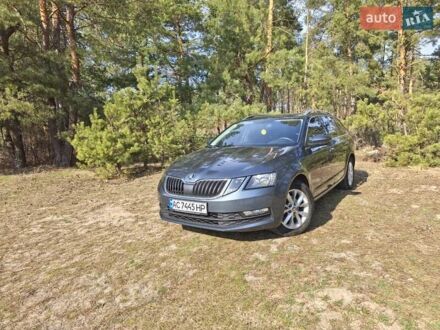 Шкода Октавия 2017 в Киеве на Automoto.ua Серый Шкода Октавия, объемом двигателя 1.6 л и пробегом 240 тыс. км за 12500 $, фото 1 на Automoto.ua