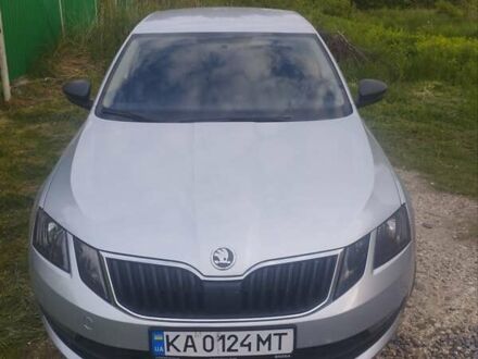 Шкода Октавия 2017 в Львове на Automoto.ua Серый Шкода Октавия, объемом двигателя 1.4 л и пробегом 209 тыс. км за 11300 $, фото 1 на Automoto.ua