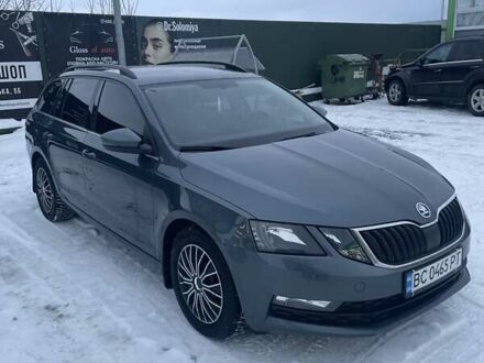 Шкода Октавия 2017 в Золочев на Automoto.ua Серый Шкода Октавия, объемом двигателя 1.6 л и пробегом 327 тыс. км за 11900 $, фото 1 на Automoto.ua
