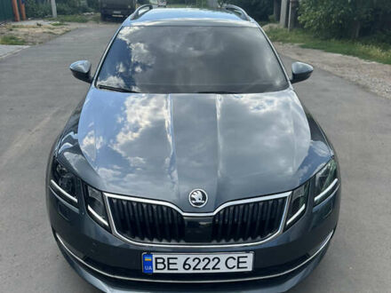 Шкода Октавія 2017 у Первомайськ на Automoto.ua Сірий Шкода Октавія, об'ємом двигуна 1.6 л та пробігом 260 тис. км за 14300 $, фото 1 на Automoto.ua
