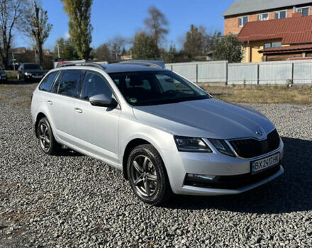 Шкода Октавія 2017 у Хмельницькому на Automoto.ua Сірий Шкода Октавія, об'ємом двигуна 1.97 л та пробігом 280 тис. км за 14500 $, фото 1 на Automoto.ua