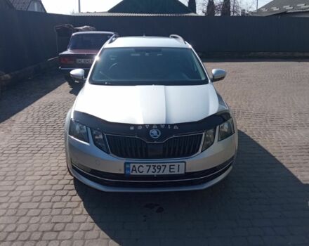 Сірий Шкода Октавія, об'ємом двигуна 2 л та пробігом 230 тис. км за 14500 $, фото 1 на Automoto.ua