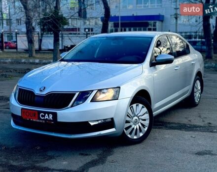 Серый Шкода Октавия, объемом двигателя 1.4 л и пробегом 229 тыс. км за 12500 $, фото 1 на Automoto.ua