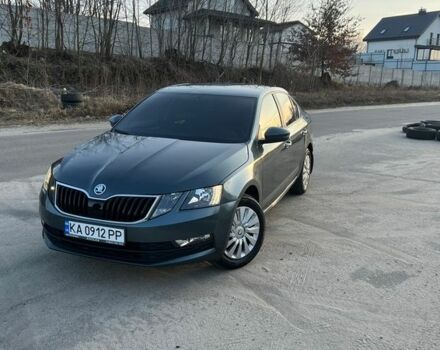 Серый Шкода Октавия, объемом двигателя 1.8 л и пробегом 218 тыс. км за 11600 $, фото 1 на Automoto.ua