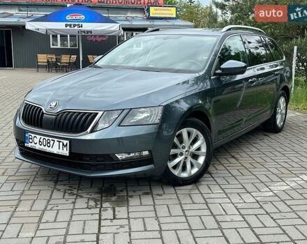 Серый Шкода Октавия, объемом двигателя 1.6 л и пробегом 162 тыс. км за 13900 $, фото 1 на Automoto.ua