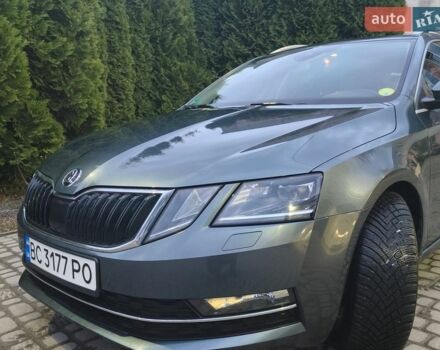 Серый Шкода Октавия, объемом двигателя 1.6 л и пробегом 320 тыс. км за 15250 $, фото 1 на Automoto.ua