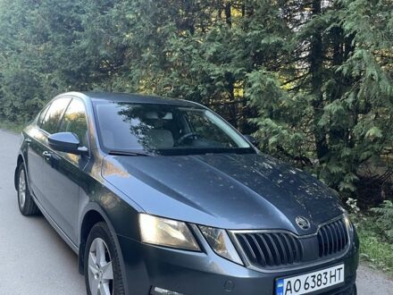 Серый Шкода Октавия, объемом двигателя 1.6 л и пробегом 273 тыс. км за 13200 $, фото 1 на Automoto.ua