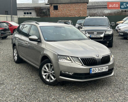Серый Шкода Октавия, объемом двигателя 2 л и пробегом 270 тыс. км за 13299 $, фото 1 на Automoto.ua