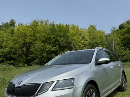 Шкода Октавія 2017 у Полтаві на Automoto.ua Сірий Шкода Октавія, об'ємом двигуна 2 л та пробігом 231 тис. км за 16200 $, фото 1 на Automoto.ua
