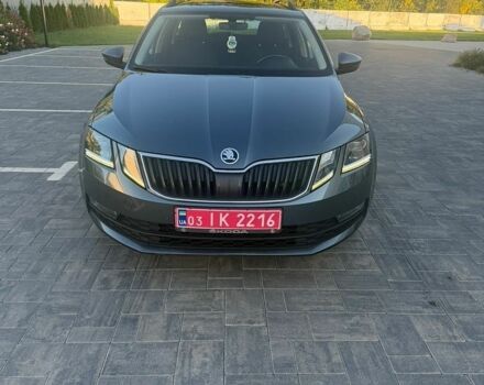 Сірий Шкода Октавія, об'ємом двигуна 2 л та пробігом 219 тис. км за 16100 $, фото 1 на Automoto.ua
