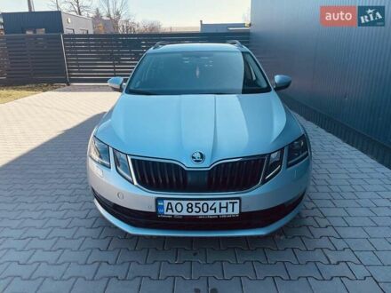 Шкода Октавія 2017 у Мукачеве на Automoto.ua Сірий Шкода Октавія, об'ємом двигуна 2 л та пробігом 261 тис. км за 14300 $, фото 1 на Automoto.ua