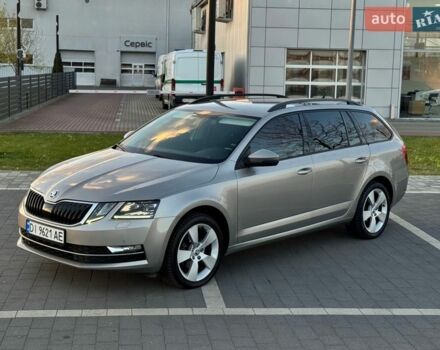 Серый Шкода Октавия, объемом двигателя 1.6 л и пробегом 265 тыс. км за 12999 $, фото 1 на Automoto.ua