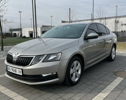 Серый Шкода Октавия, объемом двигателя 1.6 л и пробегом 128 тыс. км за 12500 $, фото 1 на Automoto.ua