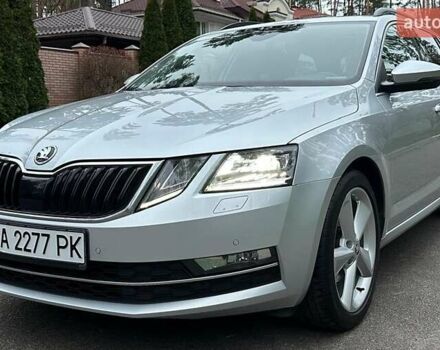 Серый Шкода Октавия, объемом двигателя 2 л и пробегом 165 тыс. км за 19000 $, фото 1 на Automoto.ua