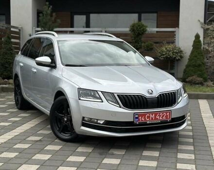 Серый Шкода Октавия, объемом двигателя 2 л и пробегом 239 тыс. км за 15499 $, фото 1 на Automoto.ua