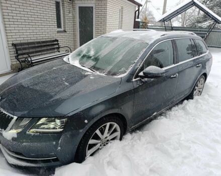 Сірий Шкода Октавія, об'ємом двигуна 1.6 л та пробігом 212 тис. км за 17900 $, фото 1 на Automoto.ua