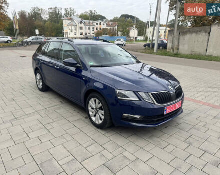 Шкода Октавия 2017 в Стрые на Automoto.ua Серый Шкода Октавия, объемом двигателя 1.6 л и пробегом 237 тыс. км за 13250 $, фото 1 на Automoto.ua