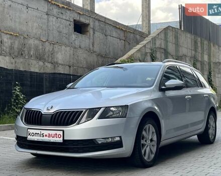 Серый Шкода Октавия, объемом двигателя 1.6 л и пробегом 319 тыс. км за 12899 $, фото 1 на Automoto.ua