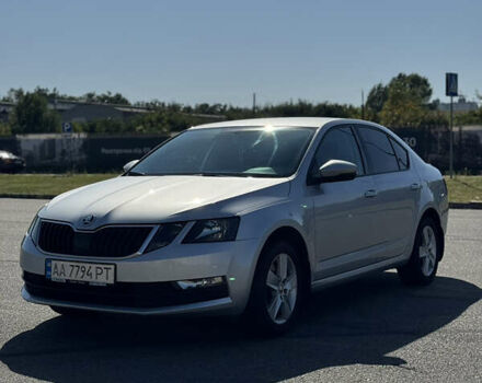 Сірий Шкода Октавія, об'ємом двигуна 1.8 л та пробігом 136 тис. км за 16000 $, фото 1 на Automoto.ua