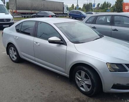 Серый Шкода Октавия, объемом двигателя 1.4 л и пробегом 320 тыс. км за 9000 $, фото 1 на Automoto.ua