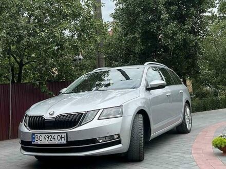 Серый Шкода Октавия, объемом двигателя 1.6 л и пробегом 225 тыс. км за 15600 $, фото 1 на Automoto.ua