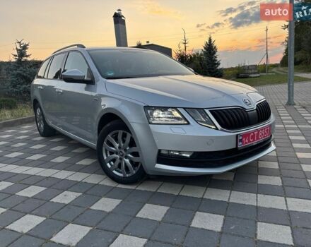 Серый Шкода Октавия, объемом двигателя 1.6 л и пробегом 226 тыс. км за 12800 $, фото 1 на Automoto.ua
