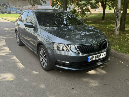 Серый Шкода Октавия, объемом двигателя 1.6 л и пробегом 232 тыс. км за 14000 $, фото 1 на Automoto.ua