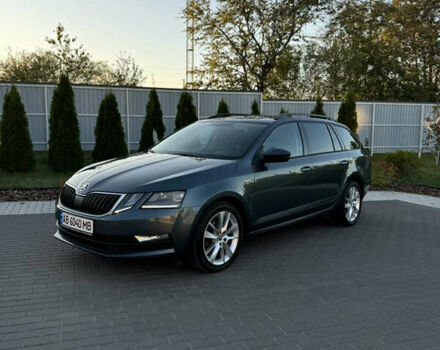 Серый Шкода Октавия, объемом двигателя 2 л и пробегом 271 тыс. км за 15800 $, фото 1 на Automoto.ua