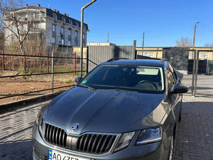 Серый Шкода Октавия, объемом двигателя 1.6 л и пробегом 250 тыс. км за 14500 $, фото 1 на Automoto.ua