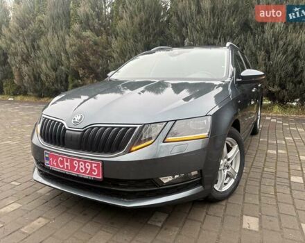 Серый Шкода Октавия, объемом двигателя 2 л и пробегом 197 тыс. км за 15850 $, фото 1 на Automoto.ua
