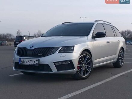 Шкода Октавия 2018 в Днепре (Днепропетровске) на Automoto.ua Серый Шкода Октавия, объемом двигателя 1.97 л и пробегом 232 тыс. км за 21200 $, фото 1 на Automoto.ua